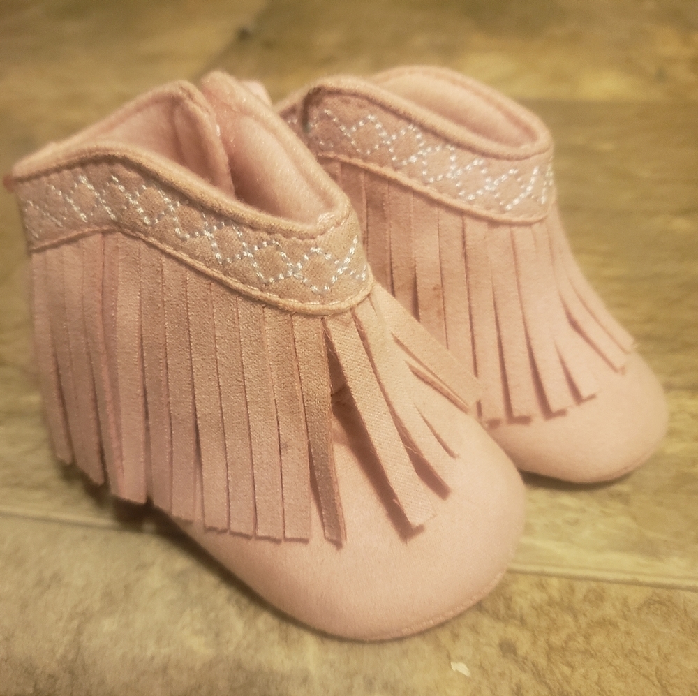 Baby girl moccasin styled boots